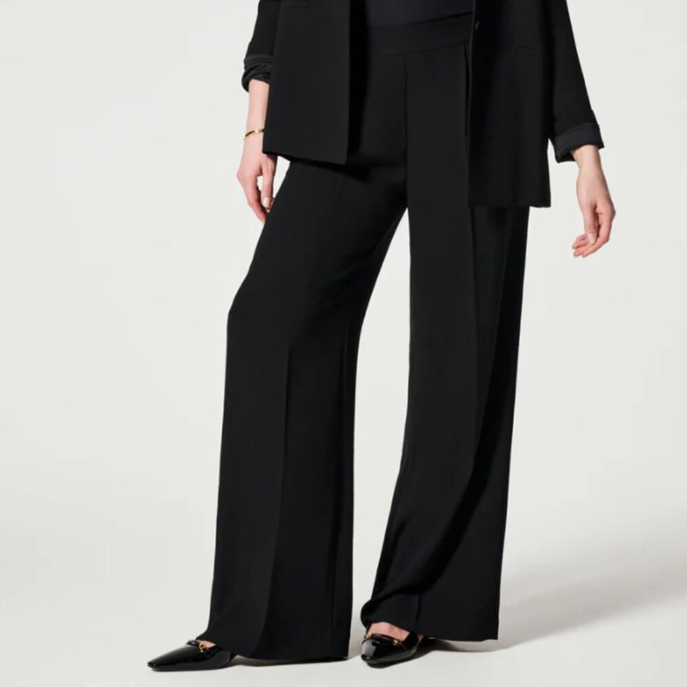 NWT SPANX Carefree Crepe Pleated Trouser Women's Medium Black